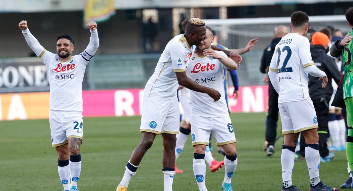 Napoli ganó y sigue peleando el título de la Serie A. Foto: EFE