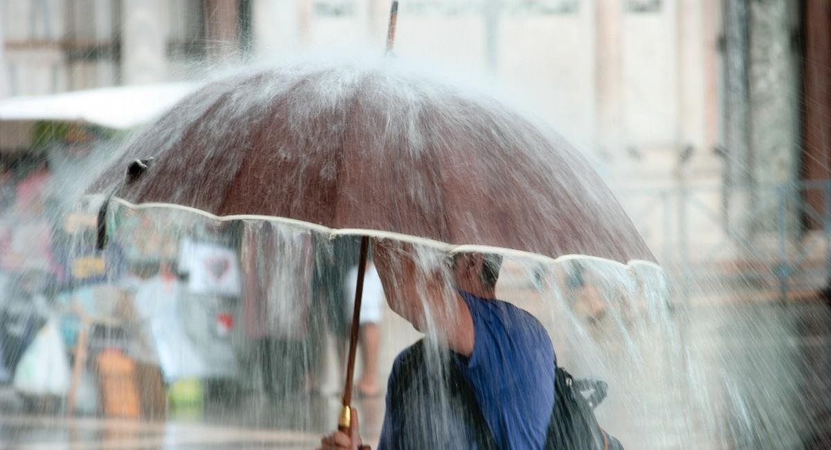 Las fuertes lluvias con granizo se sintieron con intensidad en Itagüí, Sabaneta, Caldas y la Estrella. Foto: Shutterstock