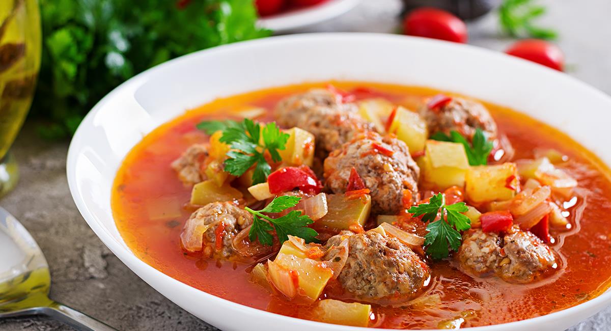 Anímate a preparar esta sopa para el "Finde" y disfruta con tus familiares. Foto: Shutterstock