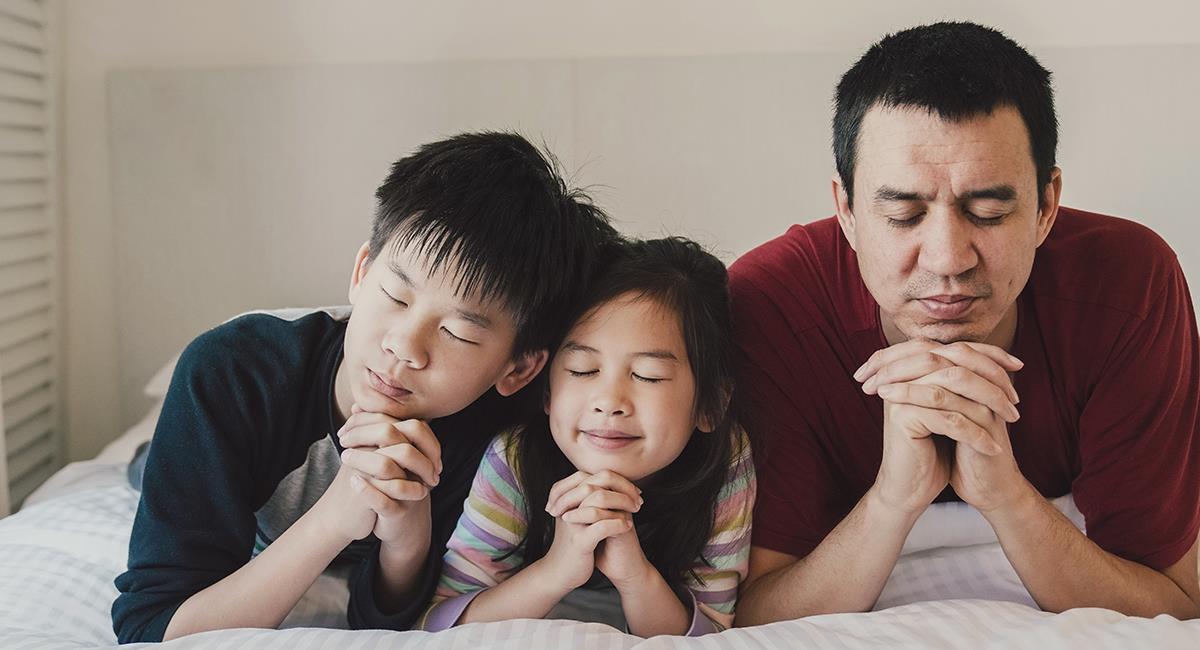 Reza esta oración para que tus hijos reciban protección y ayuda divina. Foto: Shutterstock