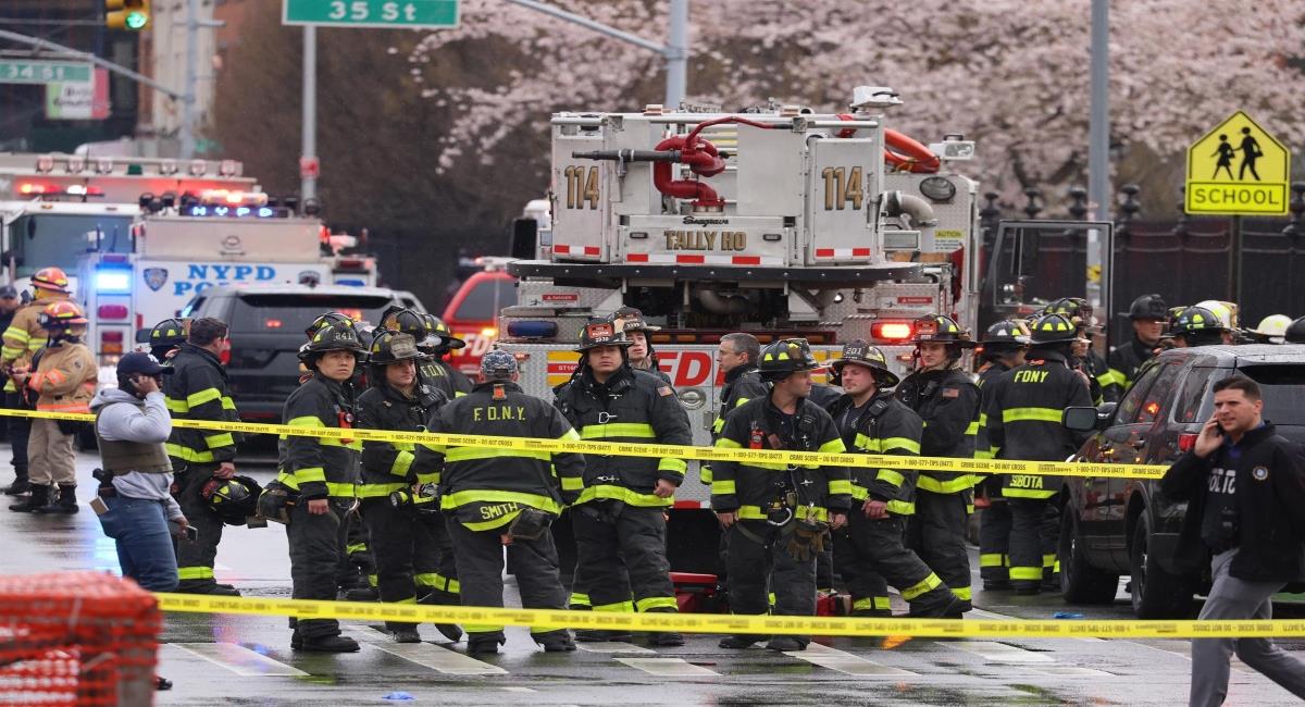 Al menos 13 heridos en un tiroteo en el metro de Nueva York. Foto: EFE
