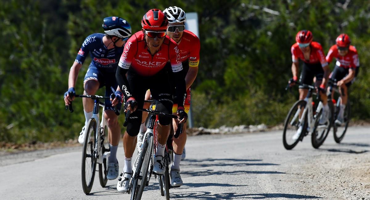 Nairo Quintana se retiró del Tour de Turquía tras sus fuertes caídas. Foto: Twitter Arkéa-Samsic