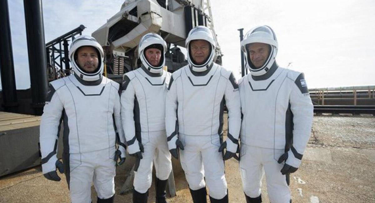 Los astronautas culminaron su misión privada con todo éxito y ya están listos para volver a la Tierra. Foto: EFE