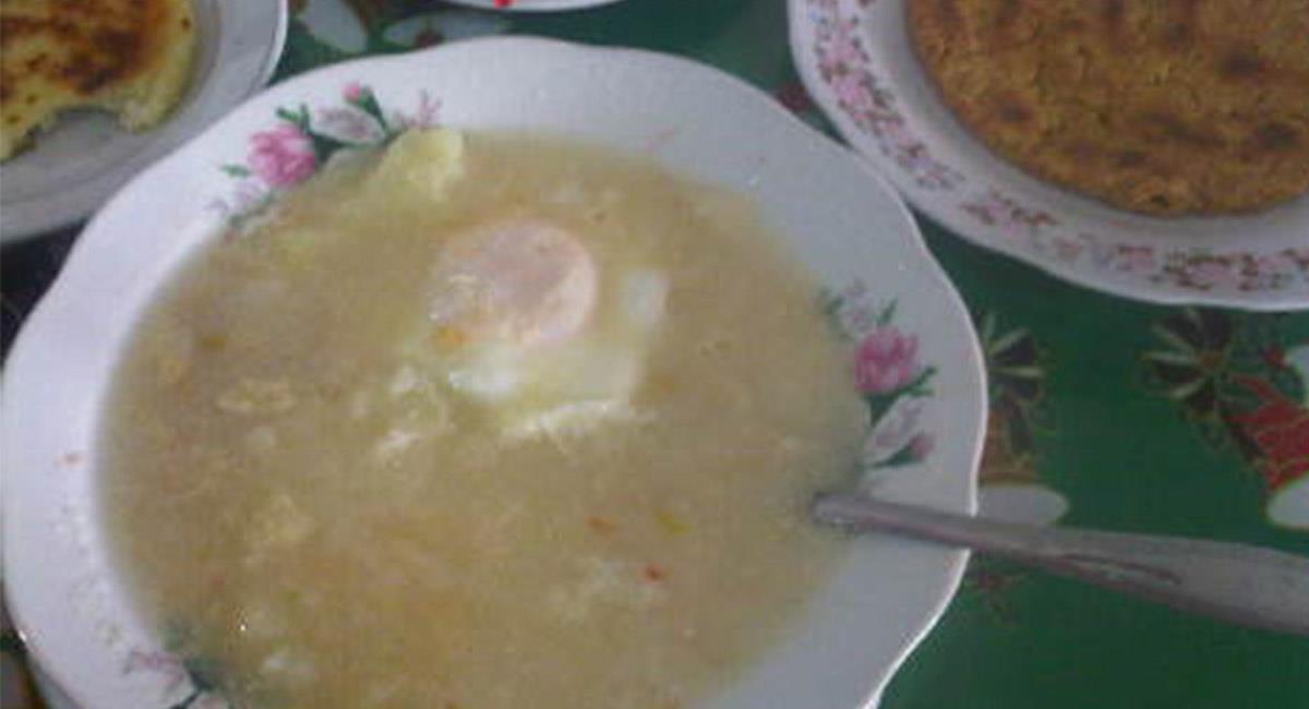Algunas regiones del país, le ponen huevo a la Sopa de Arepas. Foto: Twitter @luisamargaritag