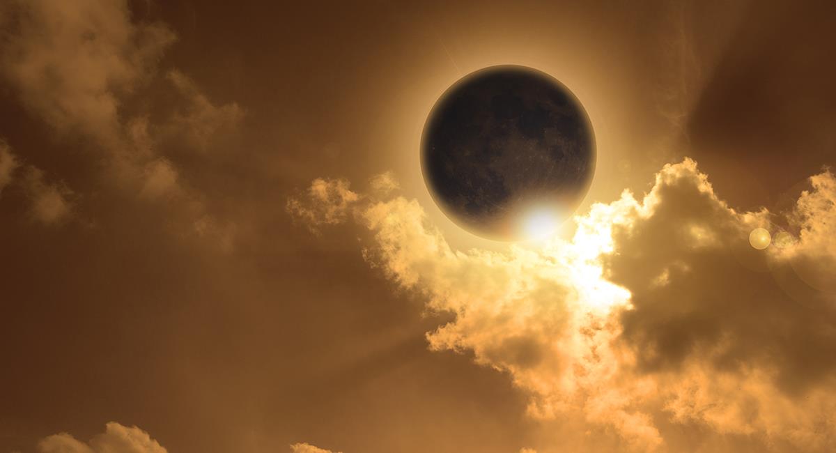 Haz este ritual durante el eclipse solar para aprender a soltar lo que te lastima. Foto: Shutterstock