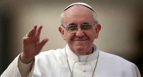 Papa Francisco cancela su agenda por el dolor en la rodilla