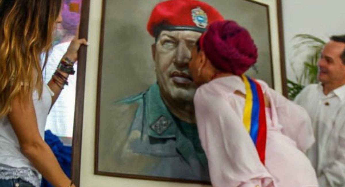 La cercanía de Piedad Córdoba con Hugo Chávez le ha sido criticada a la recién elegida congresista. Foto: Twitter @PGalexRIP