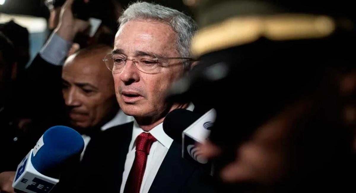 Álvaro Uribe respondió a la jueza. Foto: EFE