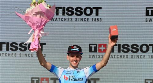 Simon Yates se coronó en la Etapa 2 del Giro de Italia