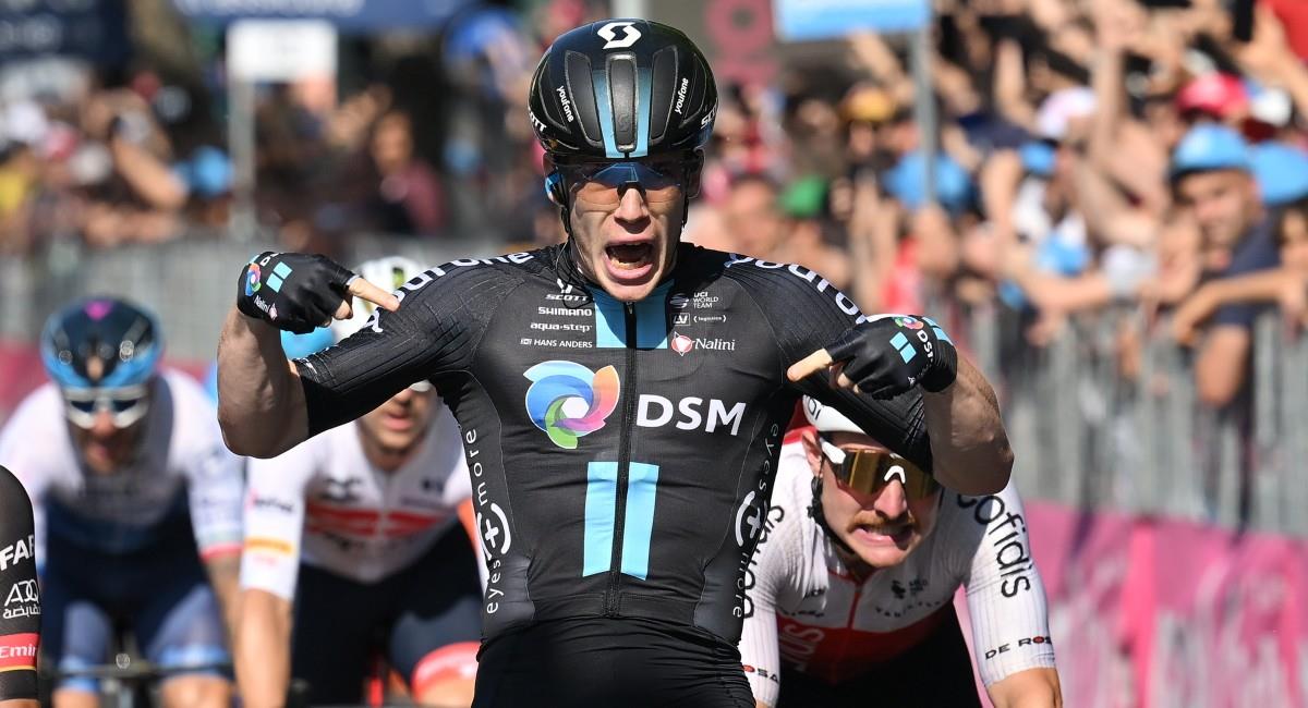 Alberto Dainese logró conquistar la etapa 11 del Giro de Italia. Foto: Twitter Giro d'Italia