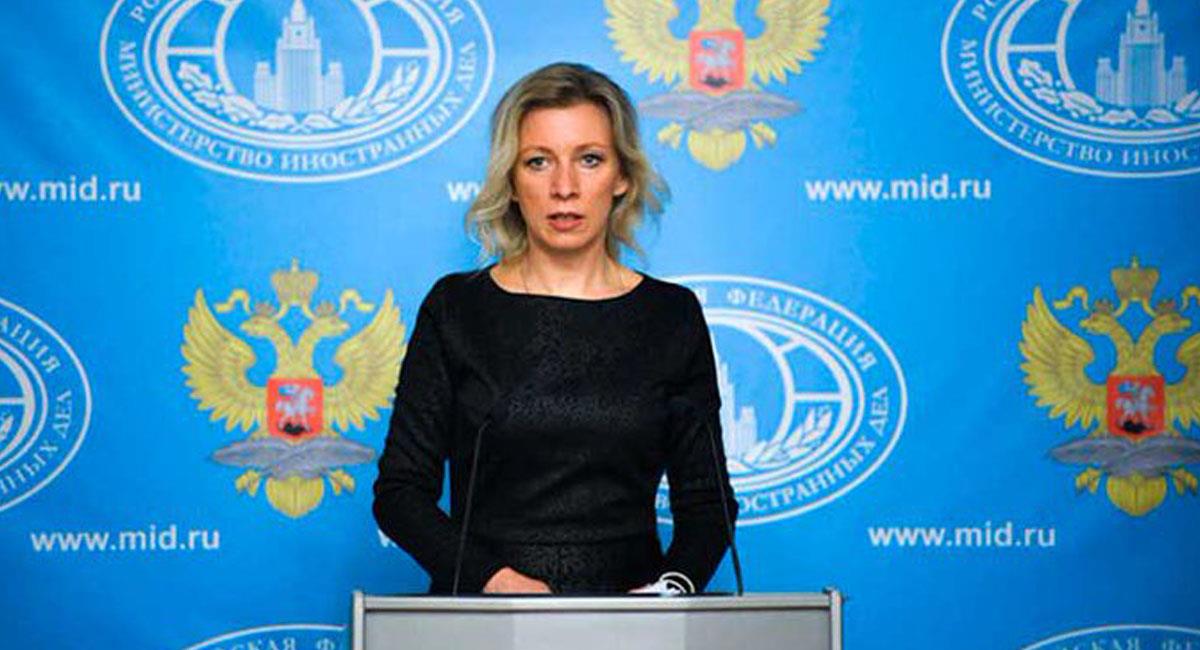 María Zajárova, portavoz de la cancillería rusa, acusa a EE.UU. de mostrar a Rusia como verdugo ante el mundo. Foto: Twitter @NewsLatinPress