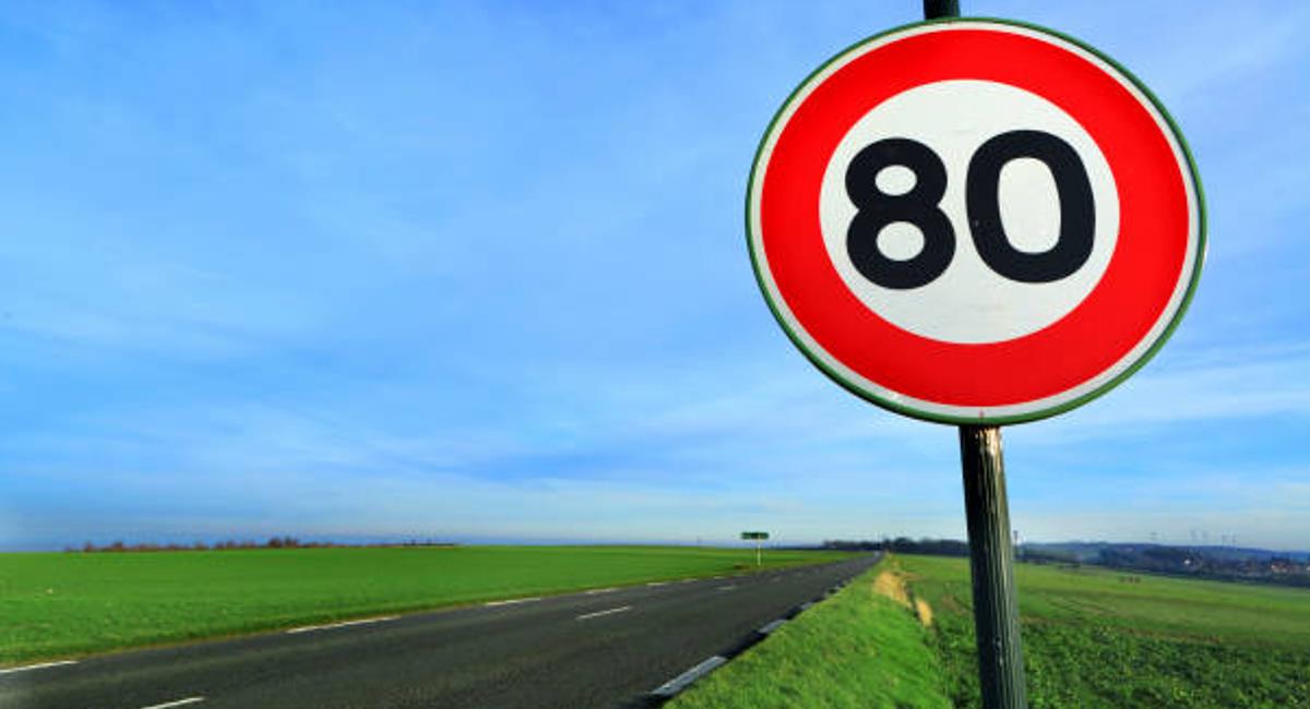 En vías nacionales la velocidad máxima será 90 kilómetros por hora para carros particulares y 80 para el resto de automotores. Foto: GETTY