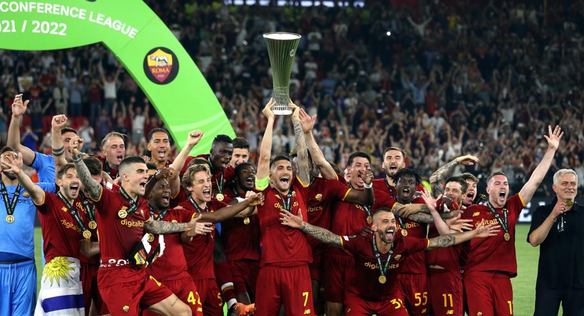 Roma se consagró campeón de la UEFA Conference League. Foto: EFE