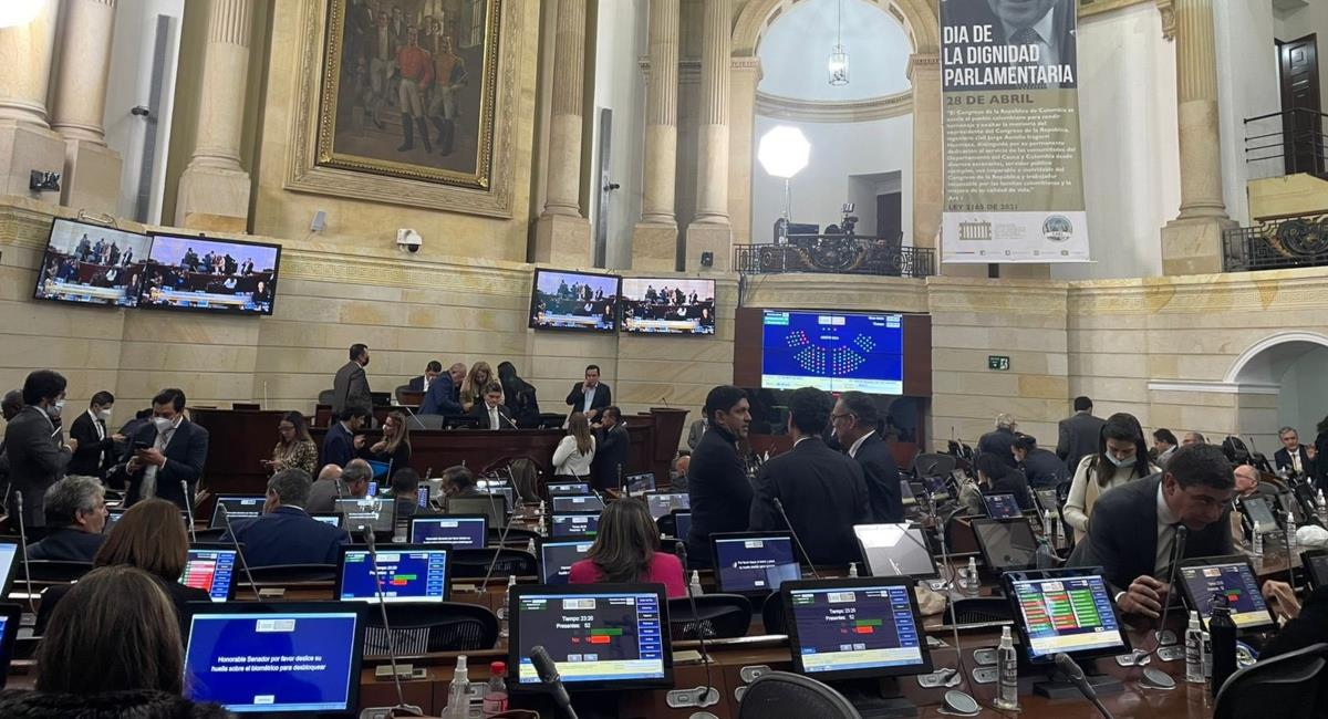 Senado aprobó la justicia penal virtual: el proyecto irá a conciliación. Foto: Twitter @senadogovco