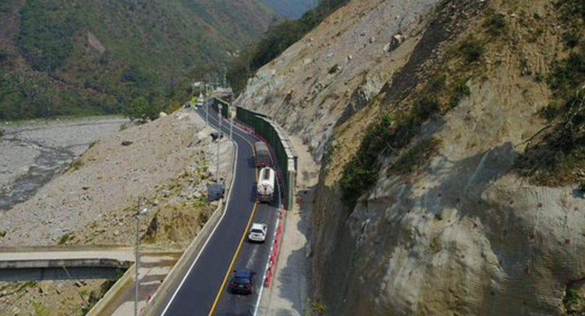 Una vía al Llano por la región del Guavio en Cundinamarca es esperada por más de 60 años. Foto: Twitter @CundinamarcaGob
