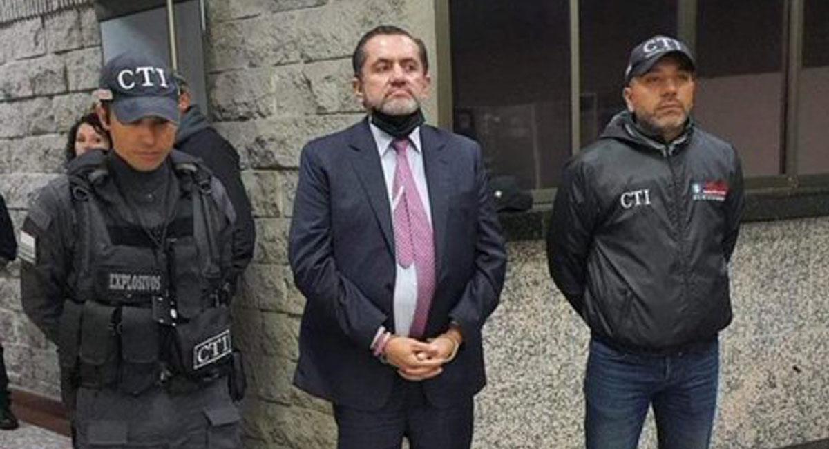 El senador Liberal Mario Castaño fue detenido por orden de la Corte Suprema de Justicia. Foto: Twitter @ISAZULETA