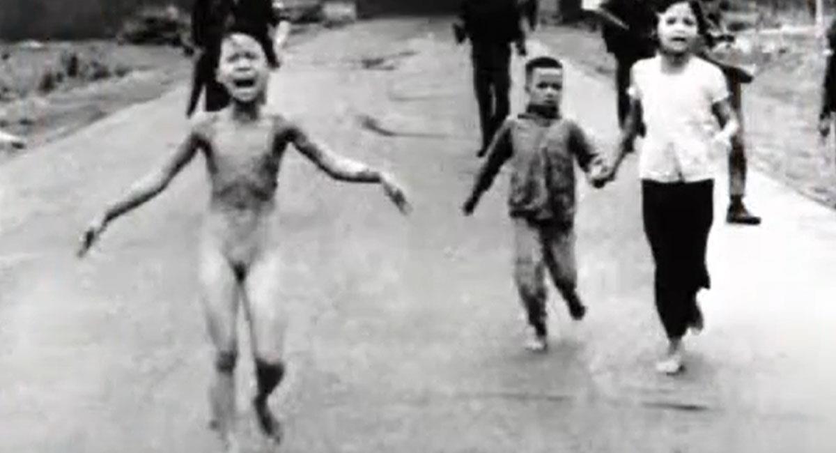 Kim Phuc tenía 9 años cuando el 8 de junio de 1972 fue fotografiada por un reportero de la AP. Foto: Youtube
