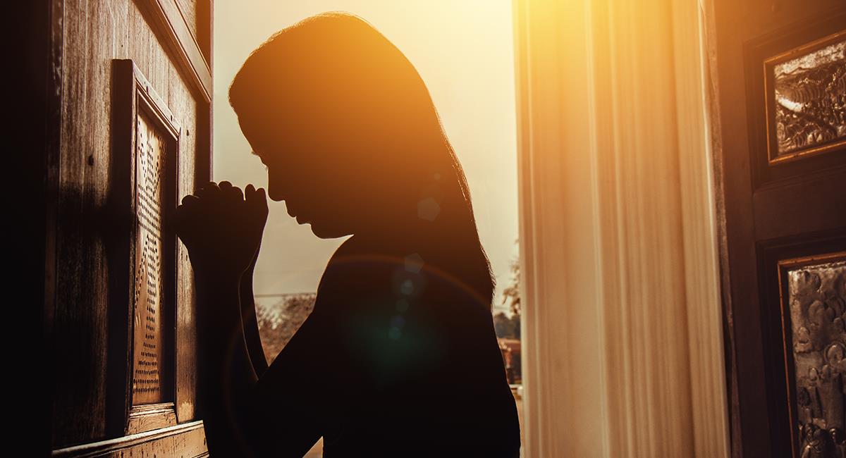 Oración a la Virgen María: reza para que te conceda dones en tu vida. Foto: Shutterstock