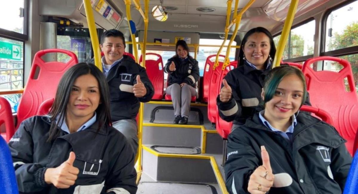 Bogotá estrena la primera ruta operada únicamente por mujeres del SITP. Foto: Transmilenio 
