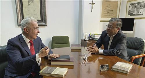 “Presidente, permítame un canal de diálogo con usted”: Álvaro Uribe a Gustavo Petro
