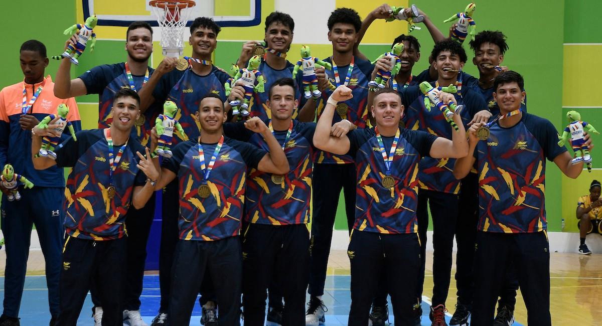 La selección Colombia masculina sub 19 ganó el oro en los Juegos Bolivarianos 2022. Foto: Twitter @DPBColombia