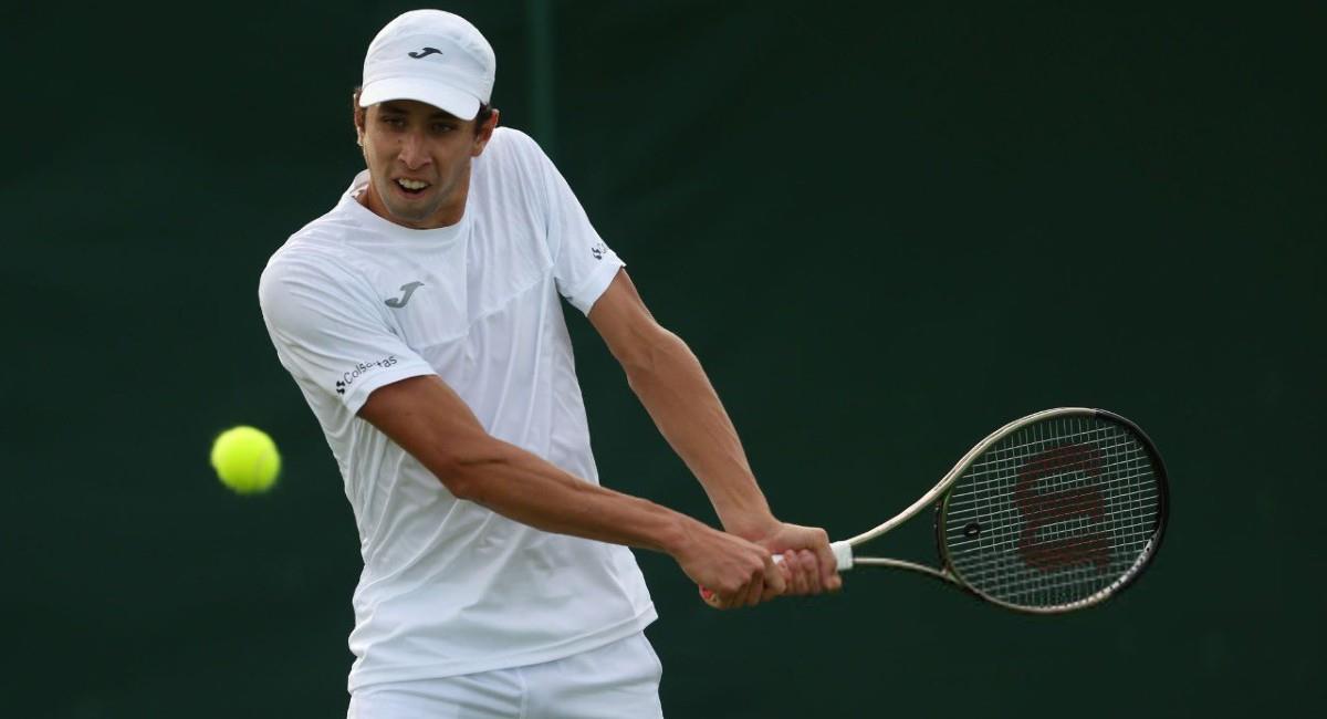 Daniel Galán clasificó a la tercera ronda de Wimbledon. Foto: Twitter @fedecoltenis