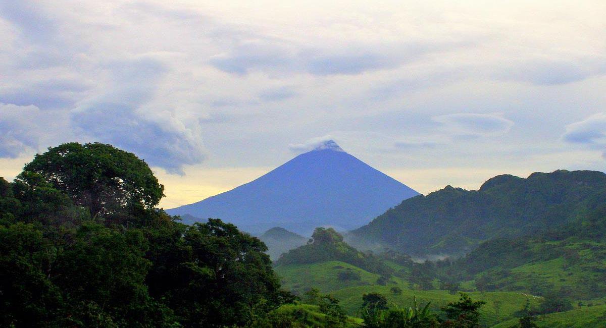 El Volcán de Fuego en Guatemala es el más activo de Centroamérica y uno de los más activos del mundo. Foto: Pixabay