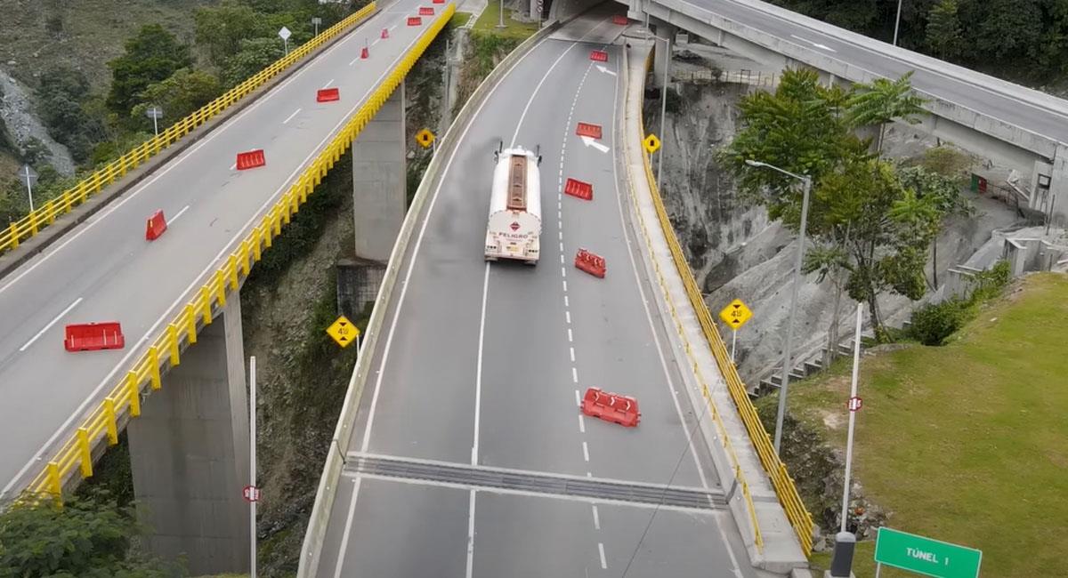 El tramo Chirajara-Fundadores de la vía Bogotá-Villavicencio cuenta con alta calidad de ingeniería. Foto: Youtube