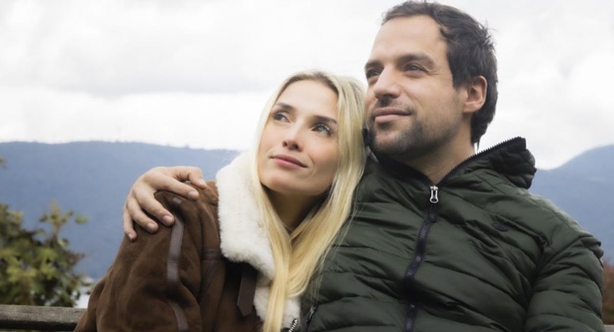 Karol González junto a su esposo Luis Ernesto Gómez. Foto tomada de sus redes sociales. Foto: Instagram @luisernestogl