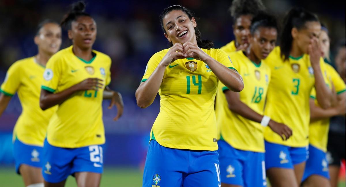 Brasil goleó a Perú en el cierre del Grupo B de Copa América. Foto: EFE
