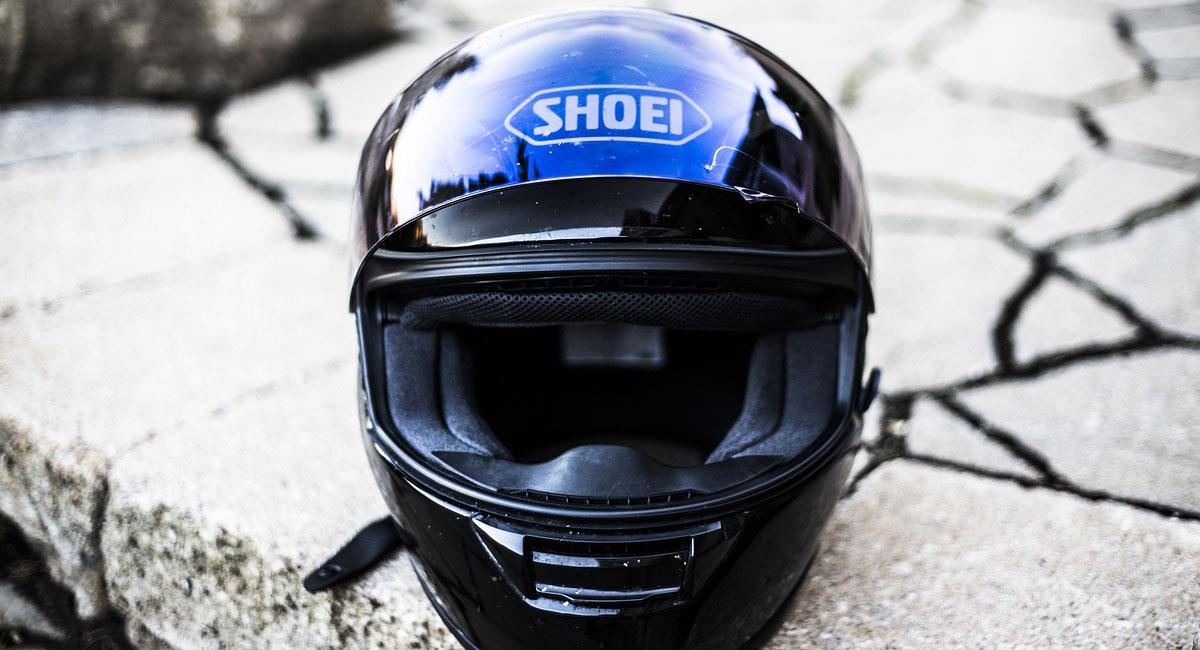 No será obligatorio marcar el casco con el número de la placa, medida que genera malestar. Foto: Pixabay