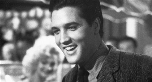 Elvis Presley, las teorías que rondan su muerte