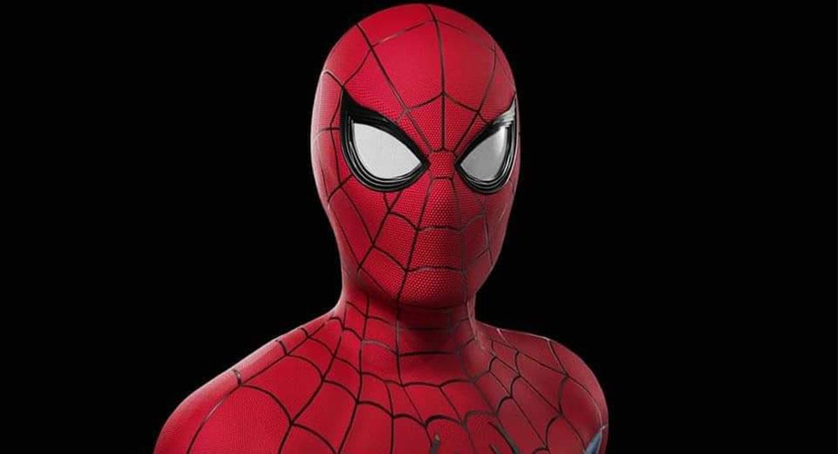 Peter Parker estrenó un nuevo traje al final de "Spider-Man: No Way Home". Foto: Twitter @QuidVacuo_