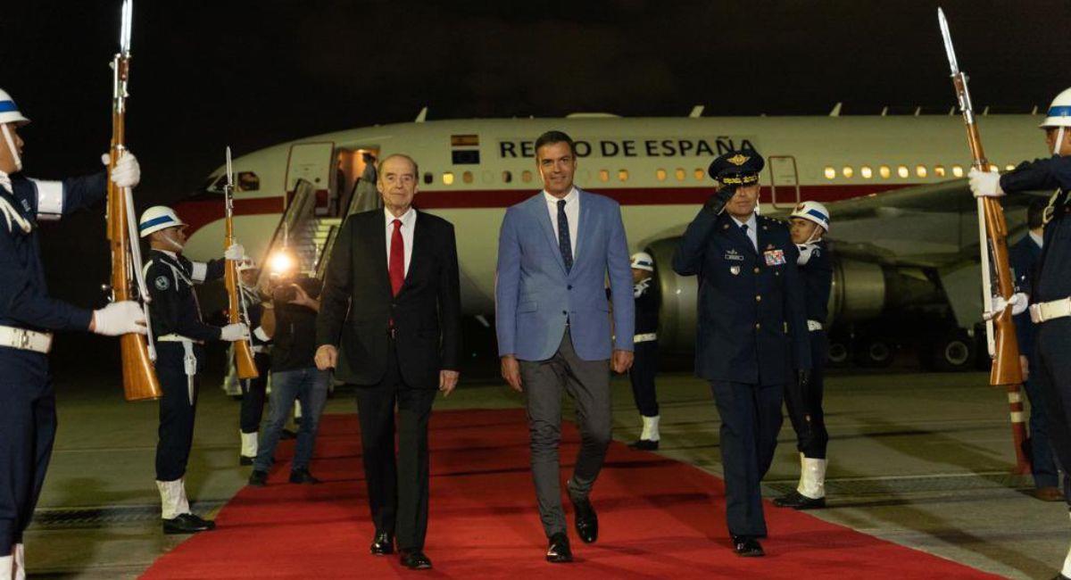 Pedro Sánchez visita Colombia para apoyar a Gustavo Petro. Foto: Twitter @infopresidencia