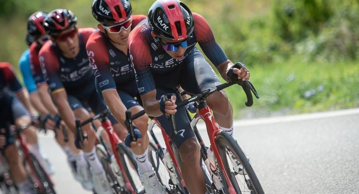 El pedalista colombiano quedó en la posición 74 en la etapa 3 del tour de Alemania. Foto: Instagram @eganbernal