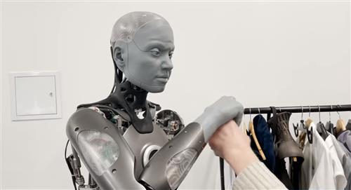 Desarrollan robot humanoide que responde a expresiones faciales 