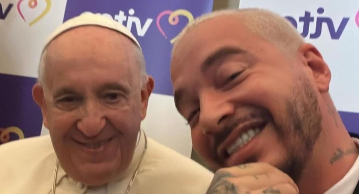 J Balvin se mostró emocionado durante la reunión con el papa Francisco. Foto: Instagram