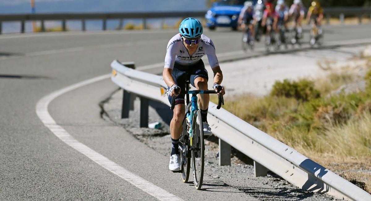 Miguel Ángel López está haciendo un gran papel en la Vuelta a España 2022. Foto: Twitter @AstanaQazTeam