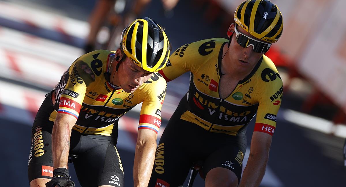 Primoz Roglic no tomó salida este miércoles en la etapa 17 tras dura caída en La Vuelta a España 2022. Foto: EFE