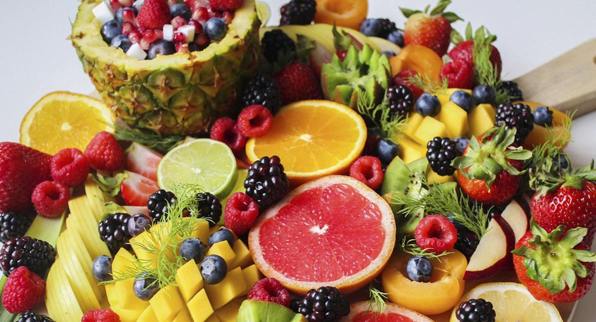 Las frutas tienen poca carga calórica y muchos nutrientes. Foto: Pixabay