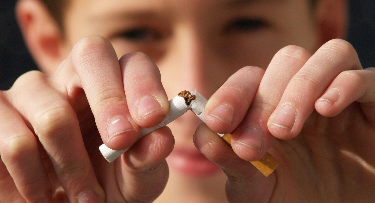 Fumar, una de las principales causas del cáncer de pulmón. Foto: Pixabay
