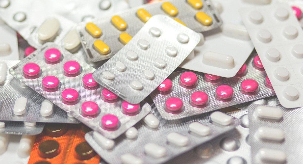 Los medicamentos comerciales están escasos, algo que no se da con los genéricos, afirma la minSalud. Foto: Pixabay