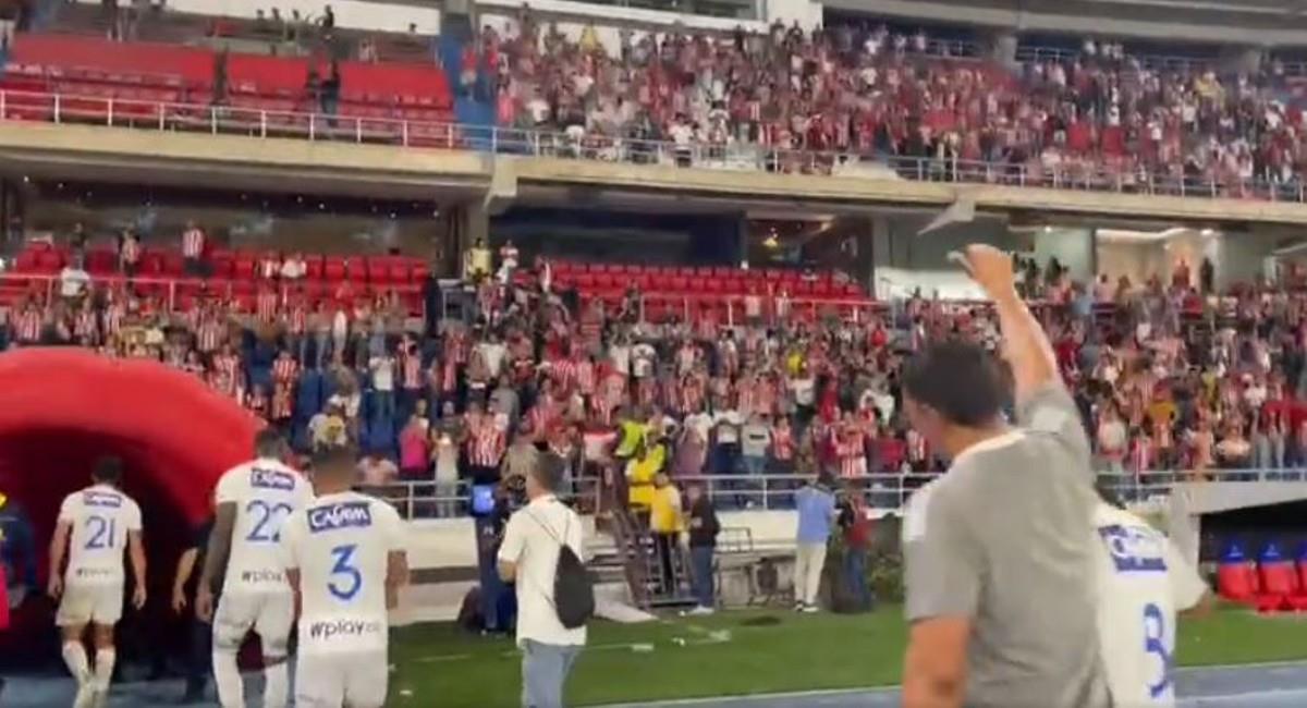 Millonarios salió aplaudido del Metropolitano de Barranquilla. Foto: Twitter Millonarios