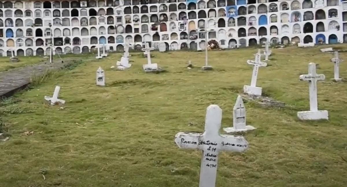 Los restos de decenas de víctimas en 'falsos positivos' reposan en el cementerio de Dabeiba, Antioquia. Foto: Youtube