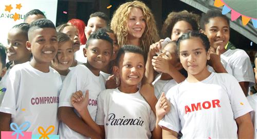 Shakira inaugura nueva escuela en la guajira 
