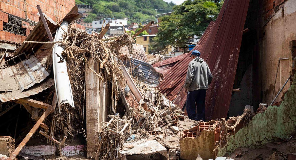 Vista hoy de los daños causados por el desbordamiento de la quebrada Los Patos, en Las Tejerías, estado Aragua (Venezuela). Foto: EFE EFE/Miguel Gutiérrez
