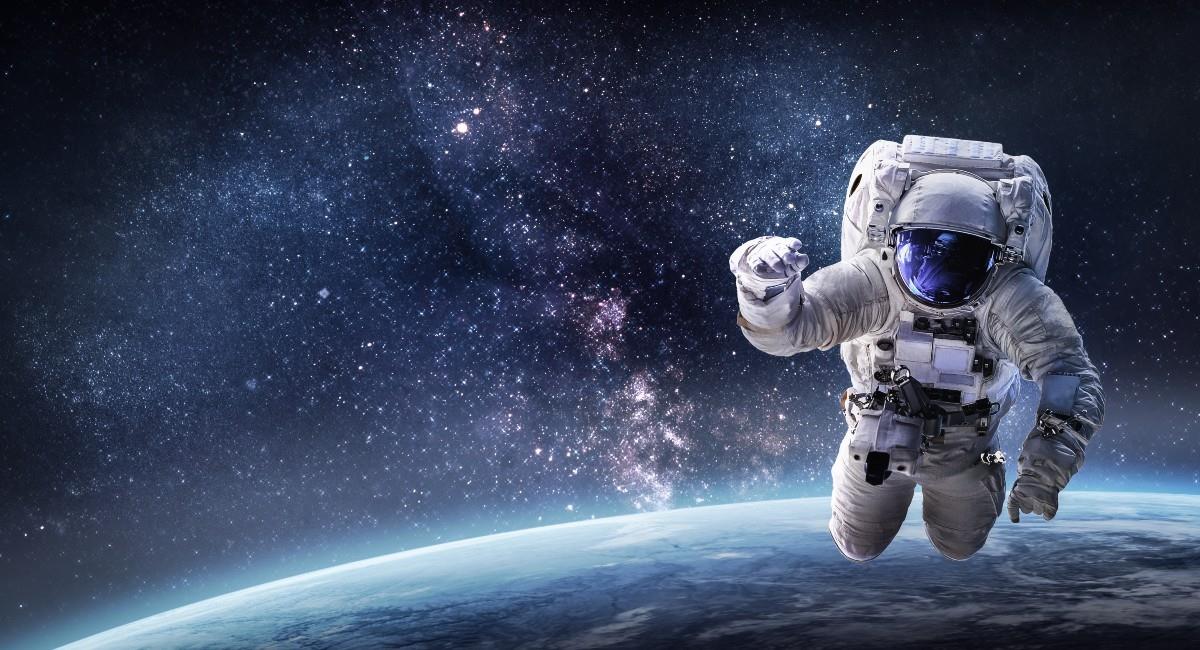 La mujer se contactó con el personaje por medio de Instagram y este le aseguró que se encontraba en la Estación Espacial Internacional (ISS). Foto: Shutterstock