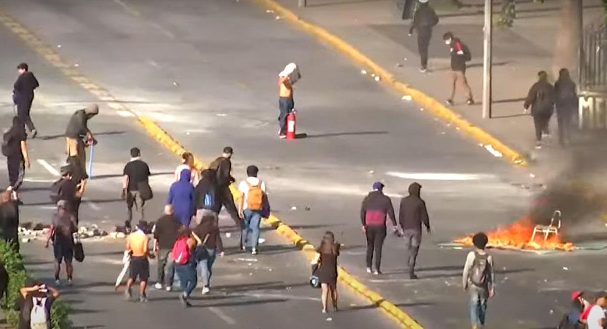 Con menos actos vandálicos se conmemoró el tercer aniversario del estallido social en Chile. Foto: Youtube