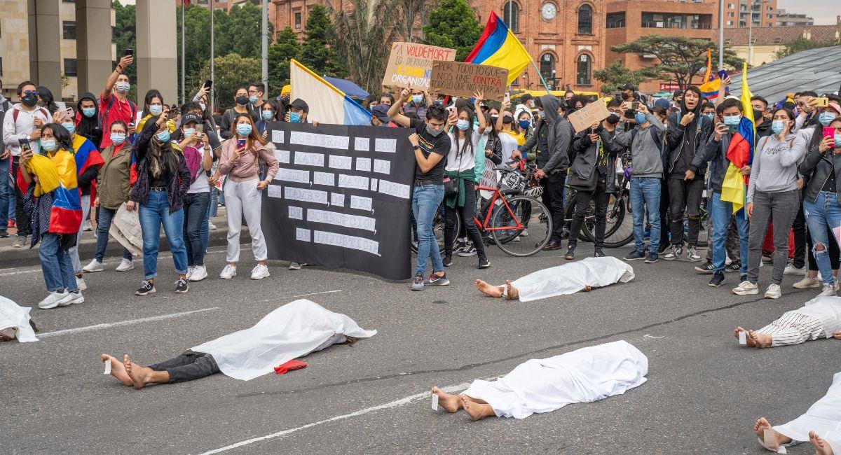 Falsos positivos: Protesta social en Colombia. Foto: Shutterstock MatthieuCattin