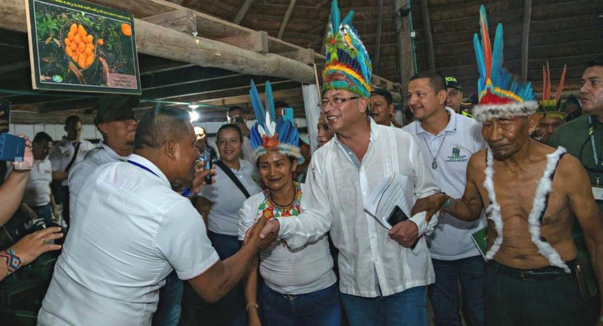 Presidente Gustavo Petro se reune con comunidades en el Putumayo. Foto: Twitter @gustavopetrourrego